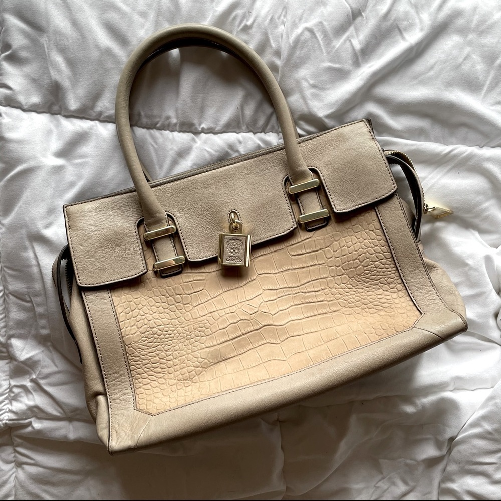 Vince Camuto tan purse